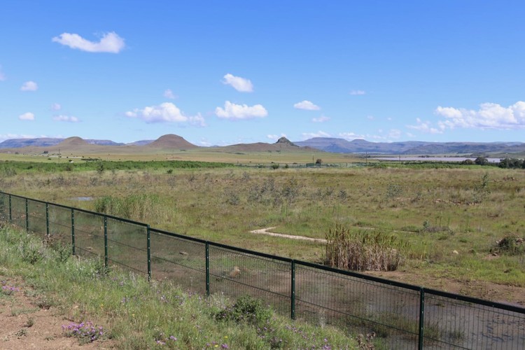 r10-million-wasted-on-unfinished-eastern-cape-sports-centre-groundup